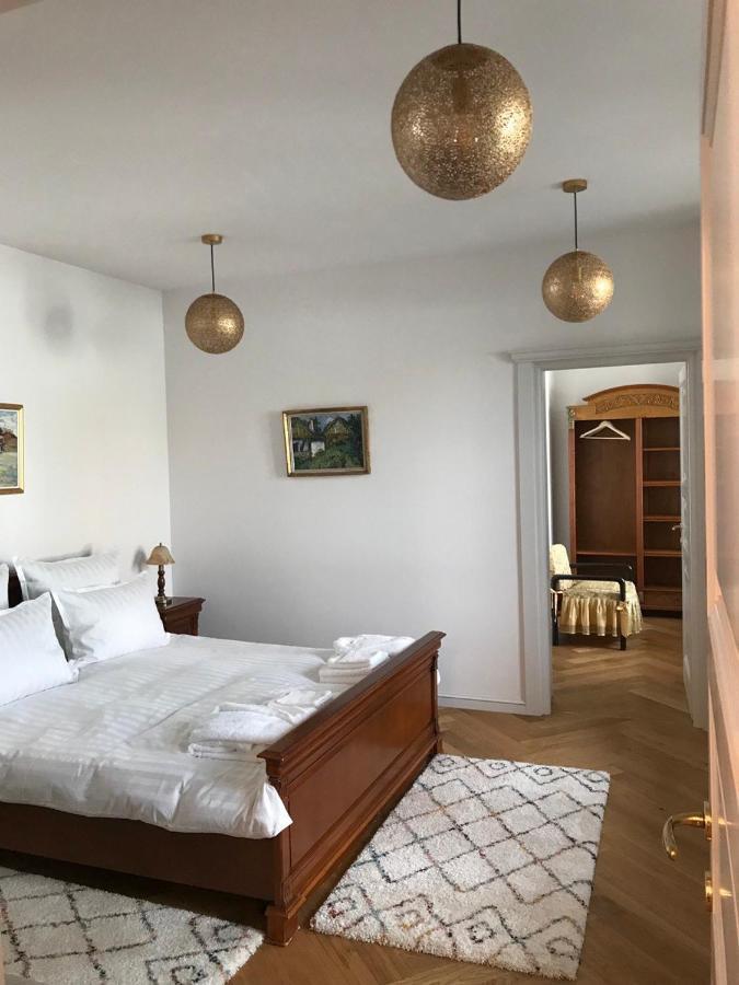 Augsburg Apart Piatra Neamţ Dış mekan fotoğraf
