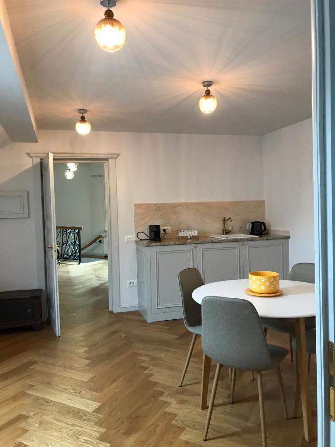 Augsburg Apart Piatra Neamţ Dış mekan fotoğraf