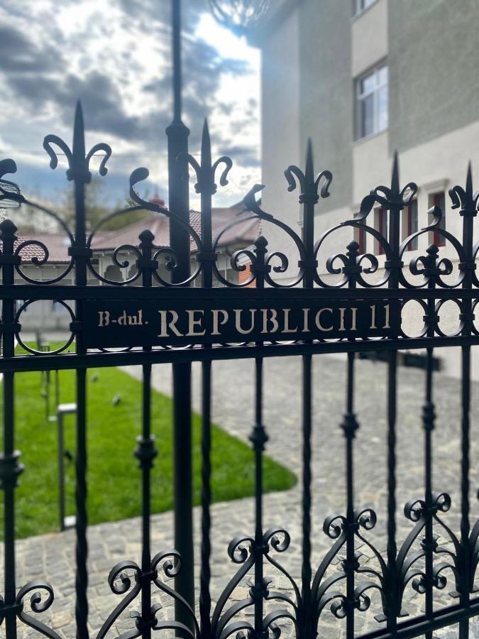 Augsburg Apart Piatra Neamţ Dış mekan fotoğraf